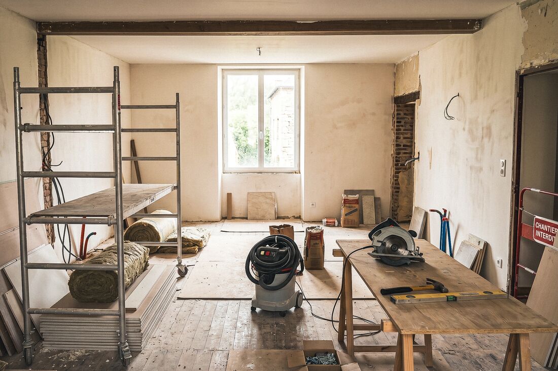 Chantier de rénovation intérieure en cours